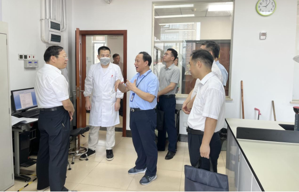 省人大教科文衛(wèi)委調(diào)研組到尊龍凱時(shí)-人生就是搏集團(tuán)調(diào)研